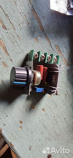 Регулятор напряжения 220в