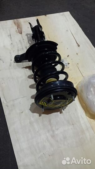 Амортизатор передний dodge Intrepid