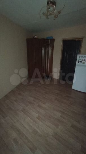 Комната 14,1 м² в 4-к., 1/9 эт.