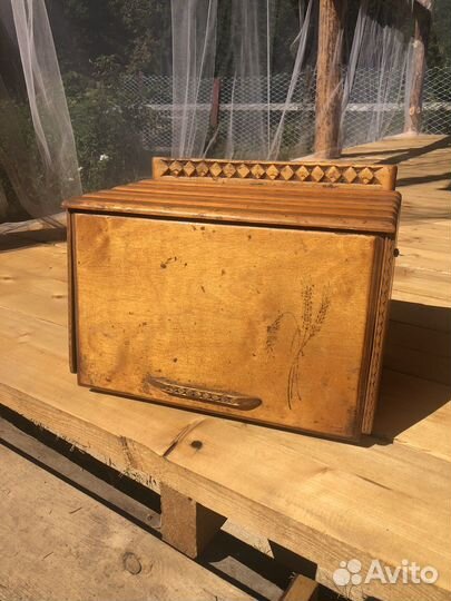 Хлебница деревянная