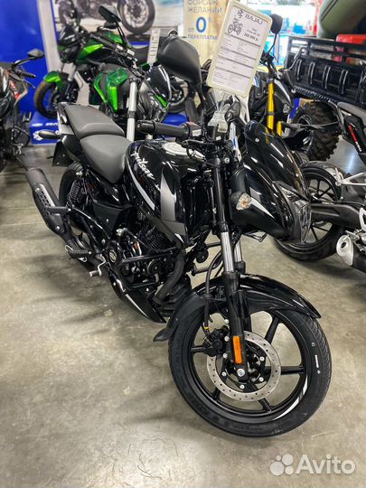 Мотоцикл bajaj pulsar 180