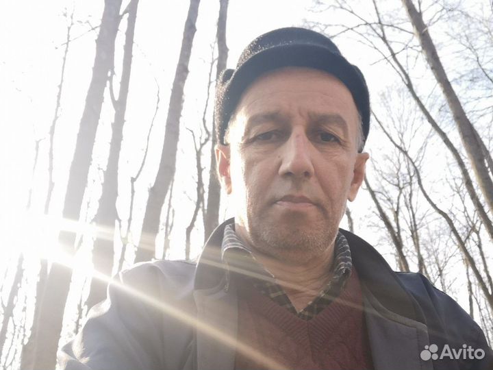 Продавец