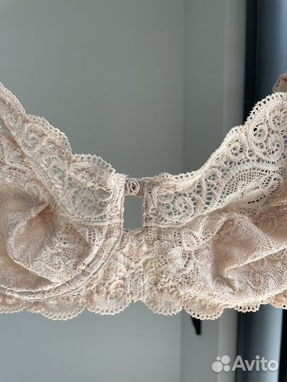 Бюстгальтер Triumph 75D