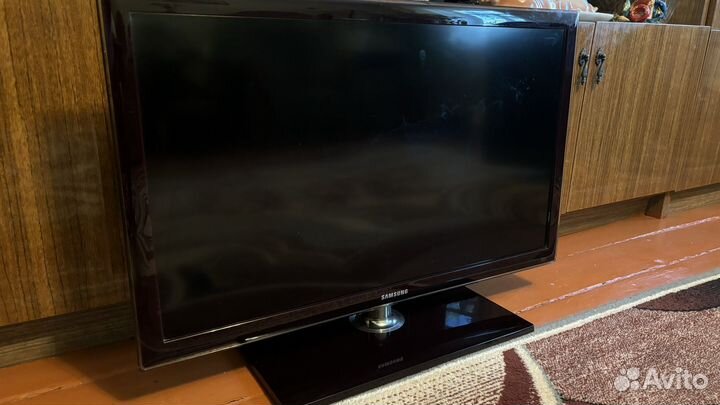 Samsung LED телевизор