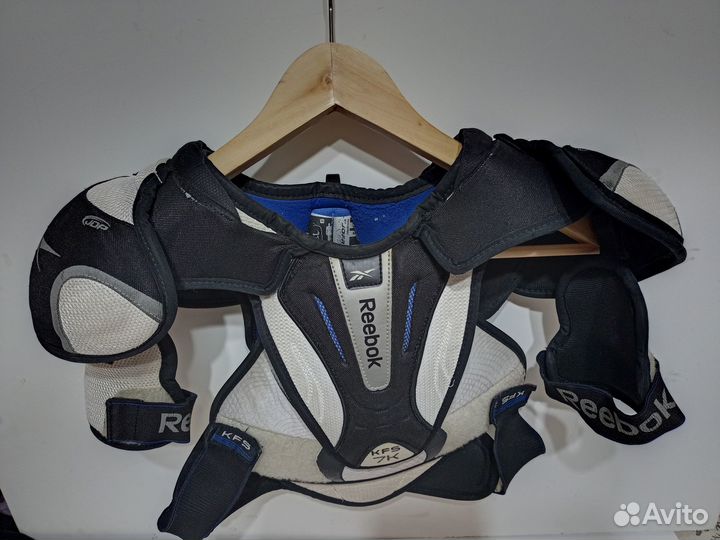 Нагрудник (панцирь) Reebok Модель KFS 7K. JR M/M