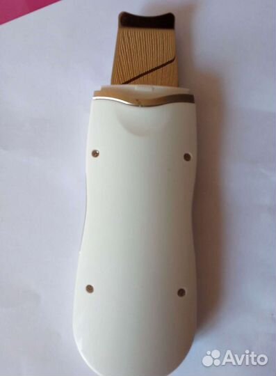 Аппарат для ультразвуковой чистки лица дома