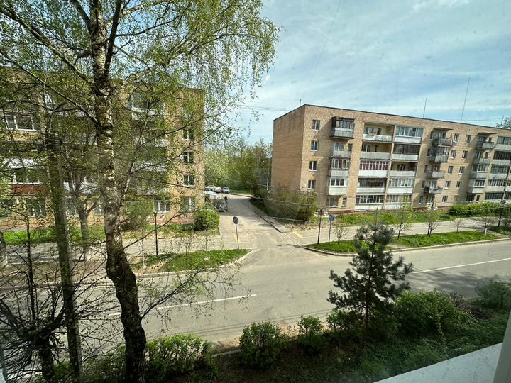 2-к. квартира, 70,5 м², 2/4 эт.