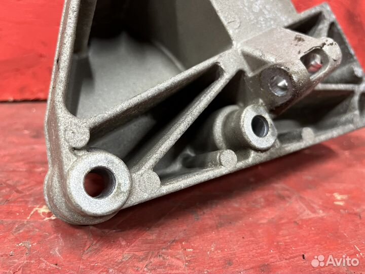 Кронштейн компрессора кондиционера m54 bmw