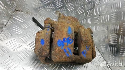 Суппорт тормозной передний левый mercedes benz C-c