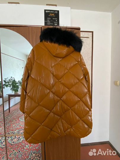 Пуховик размер 64