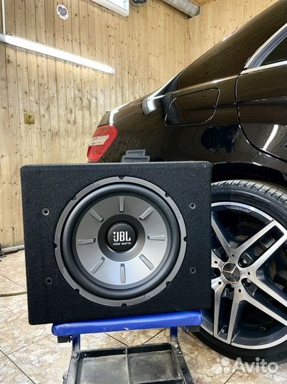 Сабвуфер JBL 12' Новый