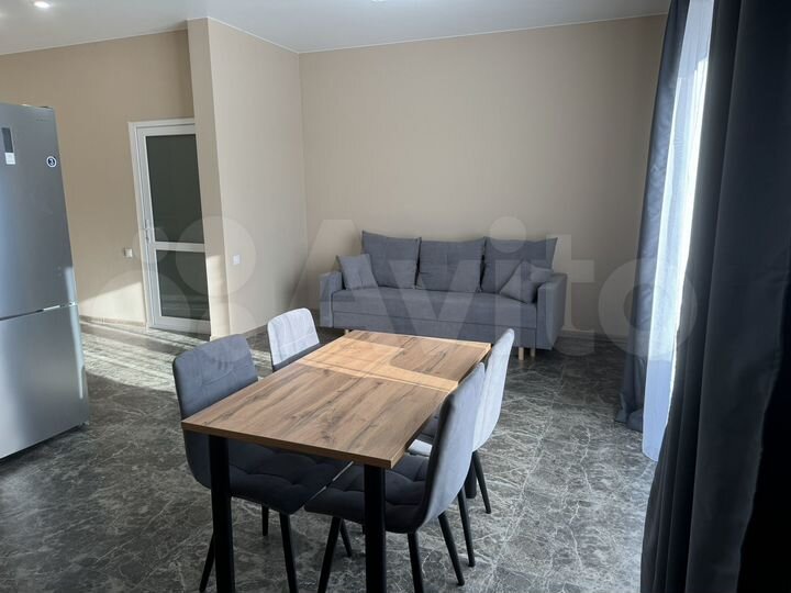 2-к. квартира, 62 м², 2/2 эт.