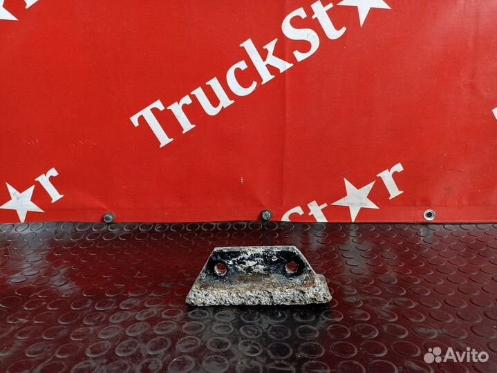 Кронштейн подушки передней заднего моста