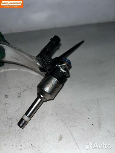 Форсунка топливная Volkswagen Polo 5 2012