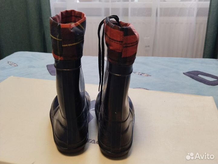 Детские резиновые сапоги 28 размер