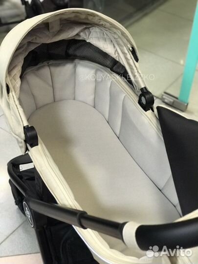 Коляска 3 в 1 baby shell бежевый