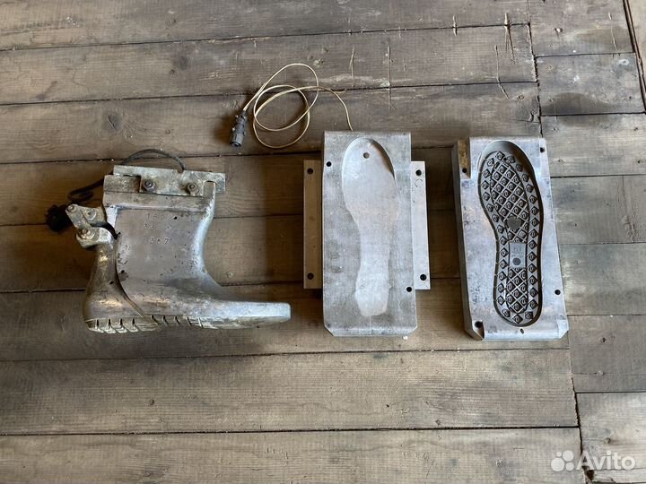 Форма/приспособление для изготовления сапог СССР