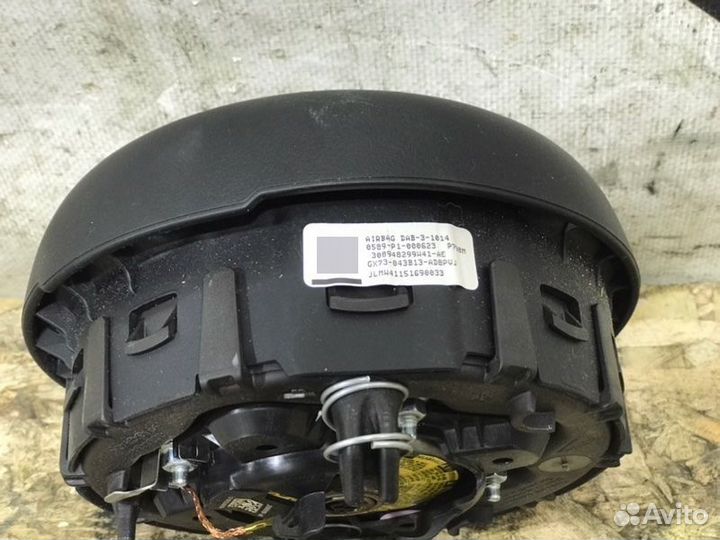 Подушка безопасности в руль Jaguar Xe 1