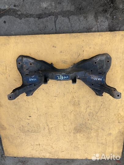 Подрамник передний для Mitsubishi Station Wagon