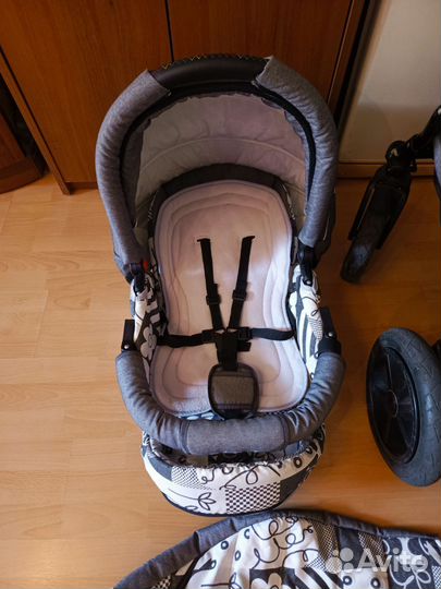 Коляска 3 в 1