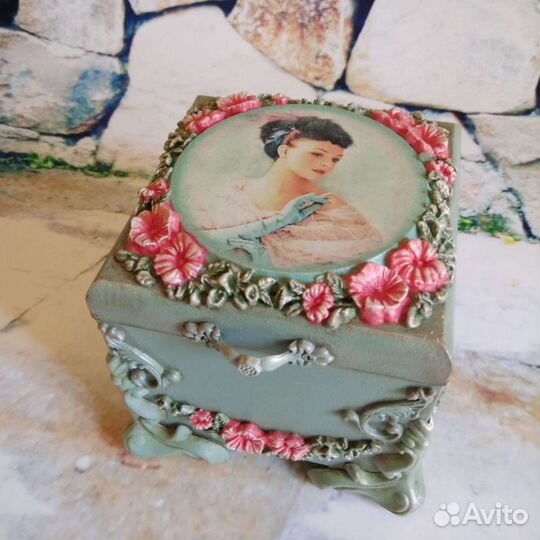 Шкатулка ручной работы