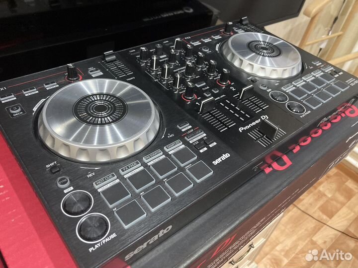 Dj контролер Pioneer DDJ-SB3