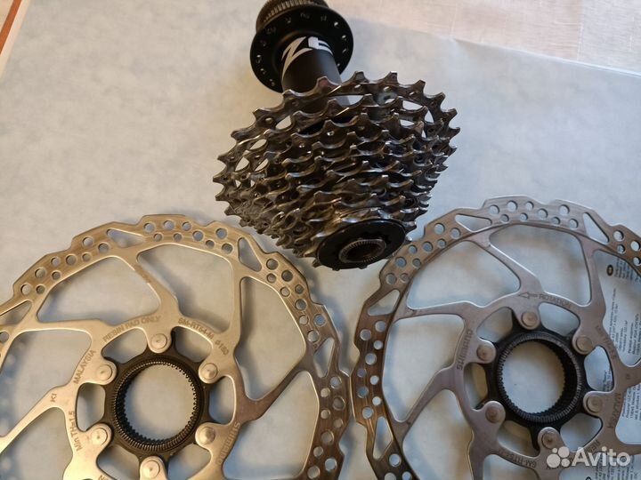 Втулка ZEE, спицы DT, ротора Shimano 180