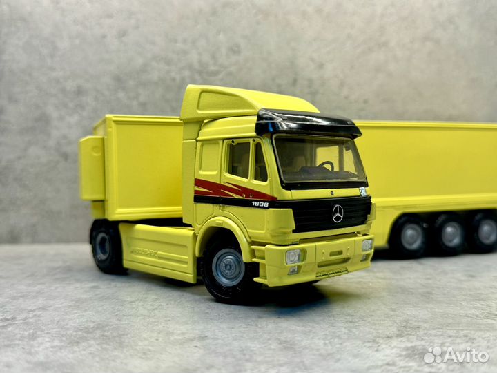 Редкая модель Mercedes-Benz 1838S 1:43 NZG Modelle