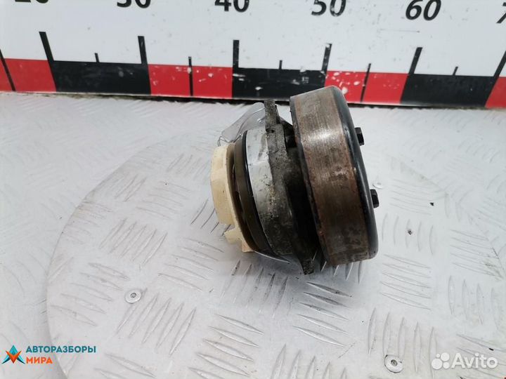 Помпа Ford Focus рест. 2004 1517732