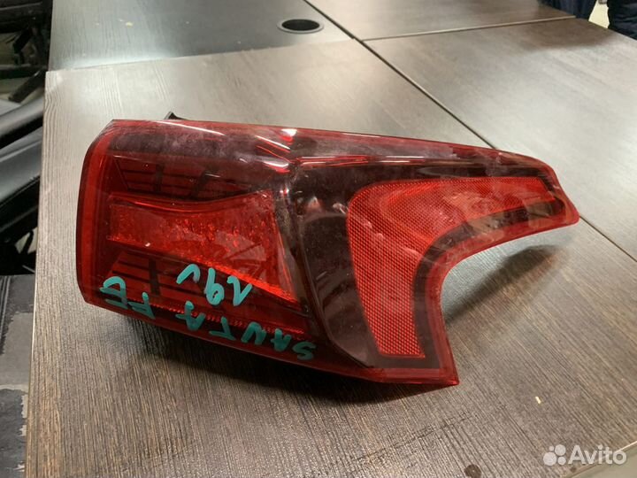 Хендай санта фе 4 тм задний правый фонарь