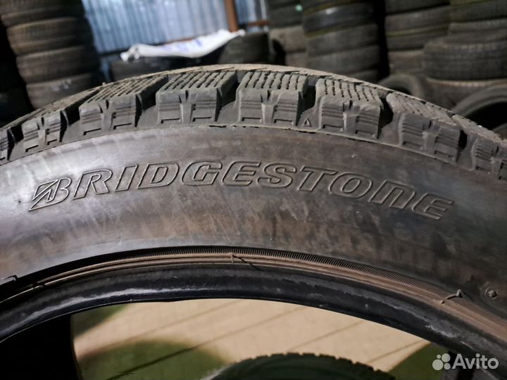 Bridgestone Blizzak VRX 225/50 R18 95Q