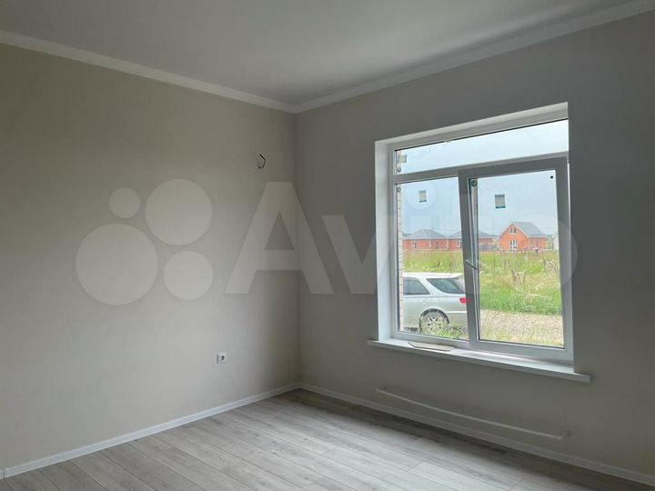 Дом 100 м² на участке 4 сот.