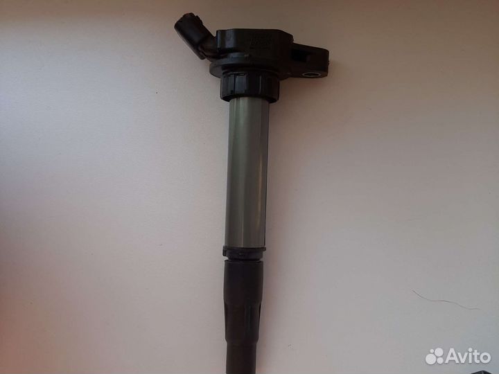 Катушка зажигания Toyota Auris 9091902252 1ZR-FE
