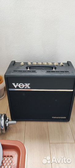 Гитарный комбоусилитель