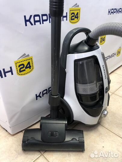 Пылесос Samsung SC8835 белый