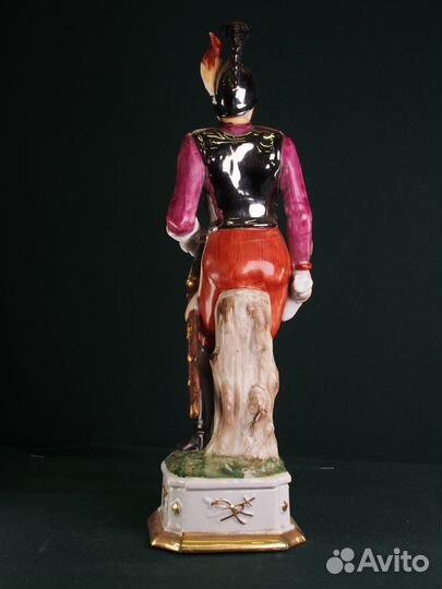 Коллекционная фигурка солдата. Европа