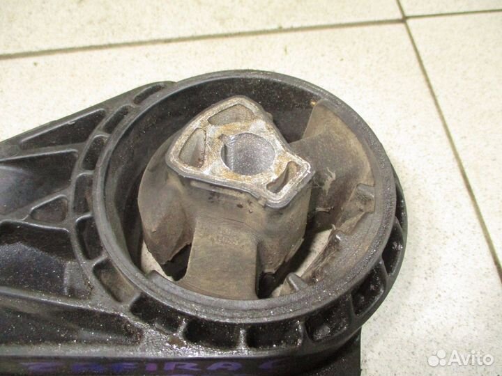 Опора кпп Opel Zafira C 2011-2019