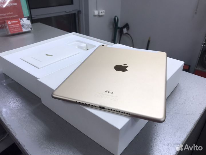 С255) Планшет Apple iPad Air 128GB