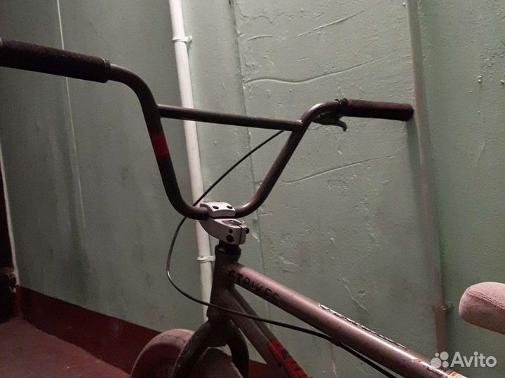 Велосипед бу bmw+гироскутер+скейт+ коньки хоккейн