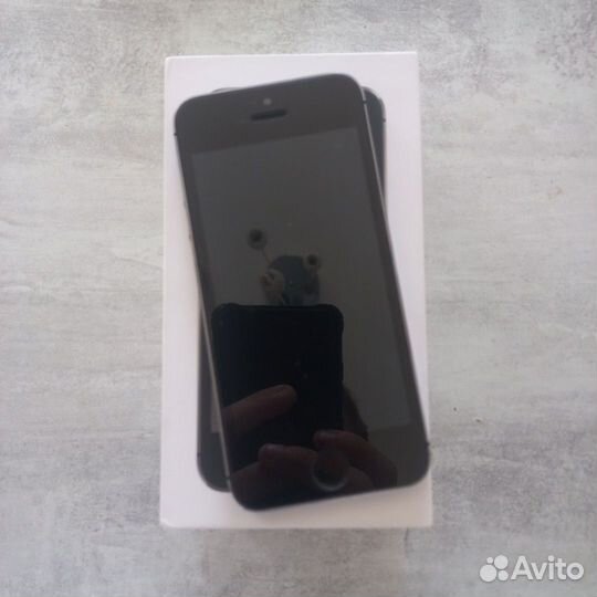 iPhone 5S, 16 ГБ