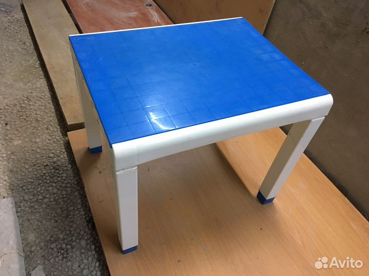 Детский столик