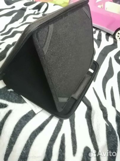 Чехол на iPad