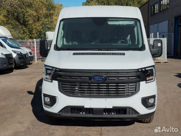 Ford Transit цельнометаллический, 2023