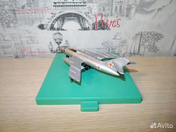 Модель СССР самолёт Як25