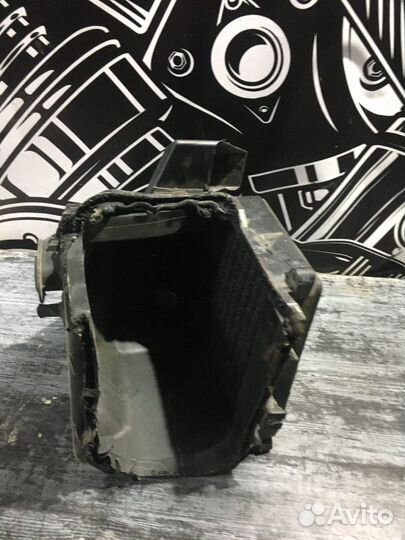 Корпус салонного фильтра Mercedes-Benz W140