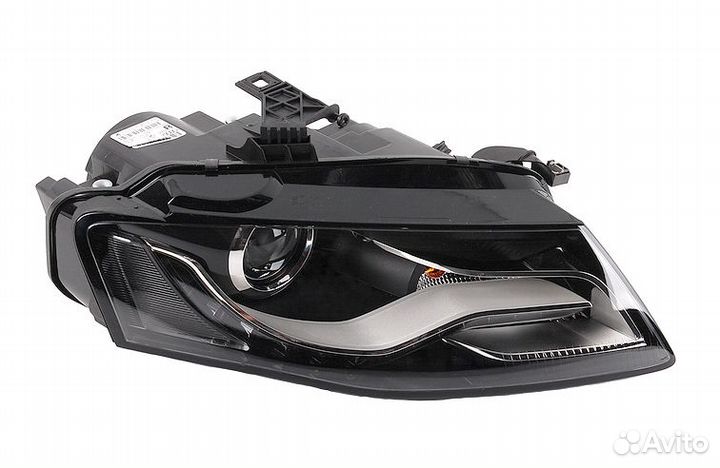 Фара правая Audi A4 (2008-2011)