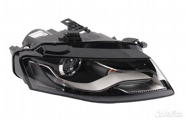 Фара правая Audi A4 (2008-2011)