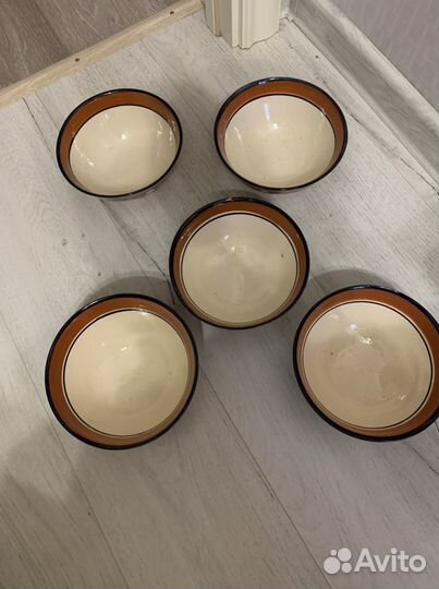 Набор тарелок