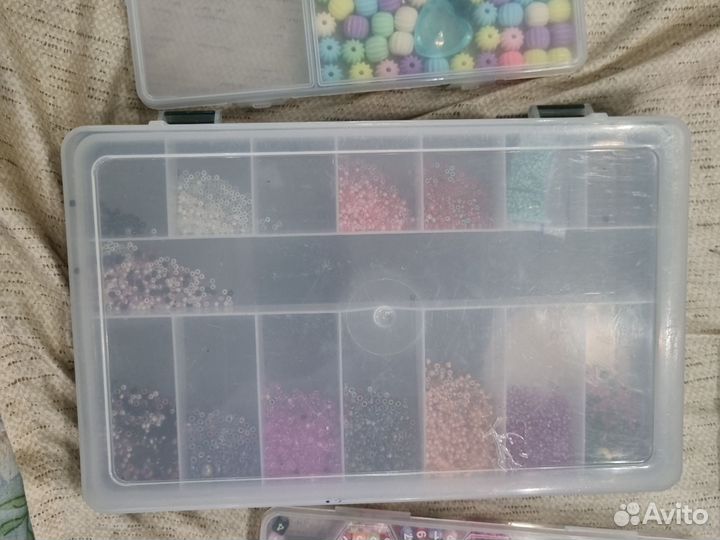 Коробка бисера