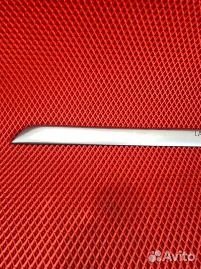 Молдинг на дверь задний левый Mitsubishi Lancer 9